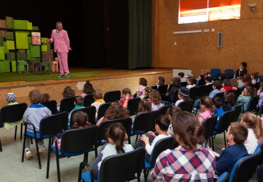 A Biblioteca municipal de San Sadurniño e a área de Igualdade proseguen cos actos do Día do Libro
